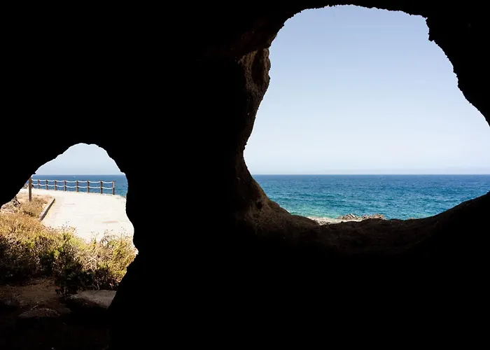 Eden Hermosas Vistas Al Oceano Y Acantilados